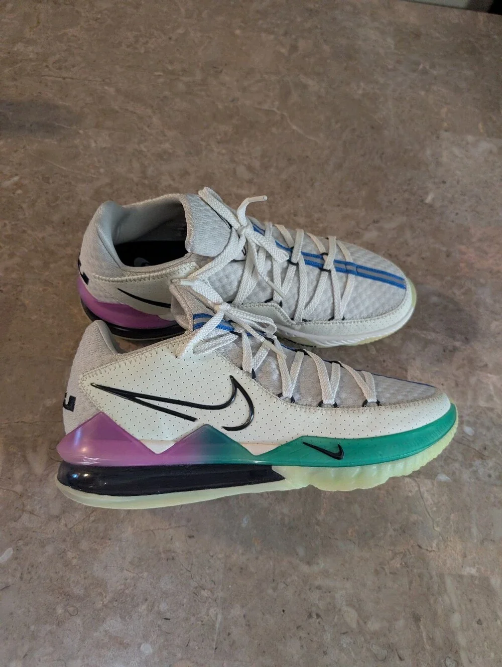 Nike LeBron 17 XV111 Spruce White (2020) Glow In The Dark Men's Size 11 No Box